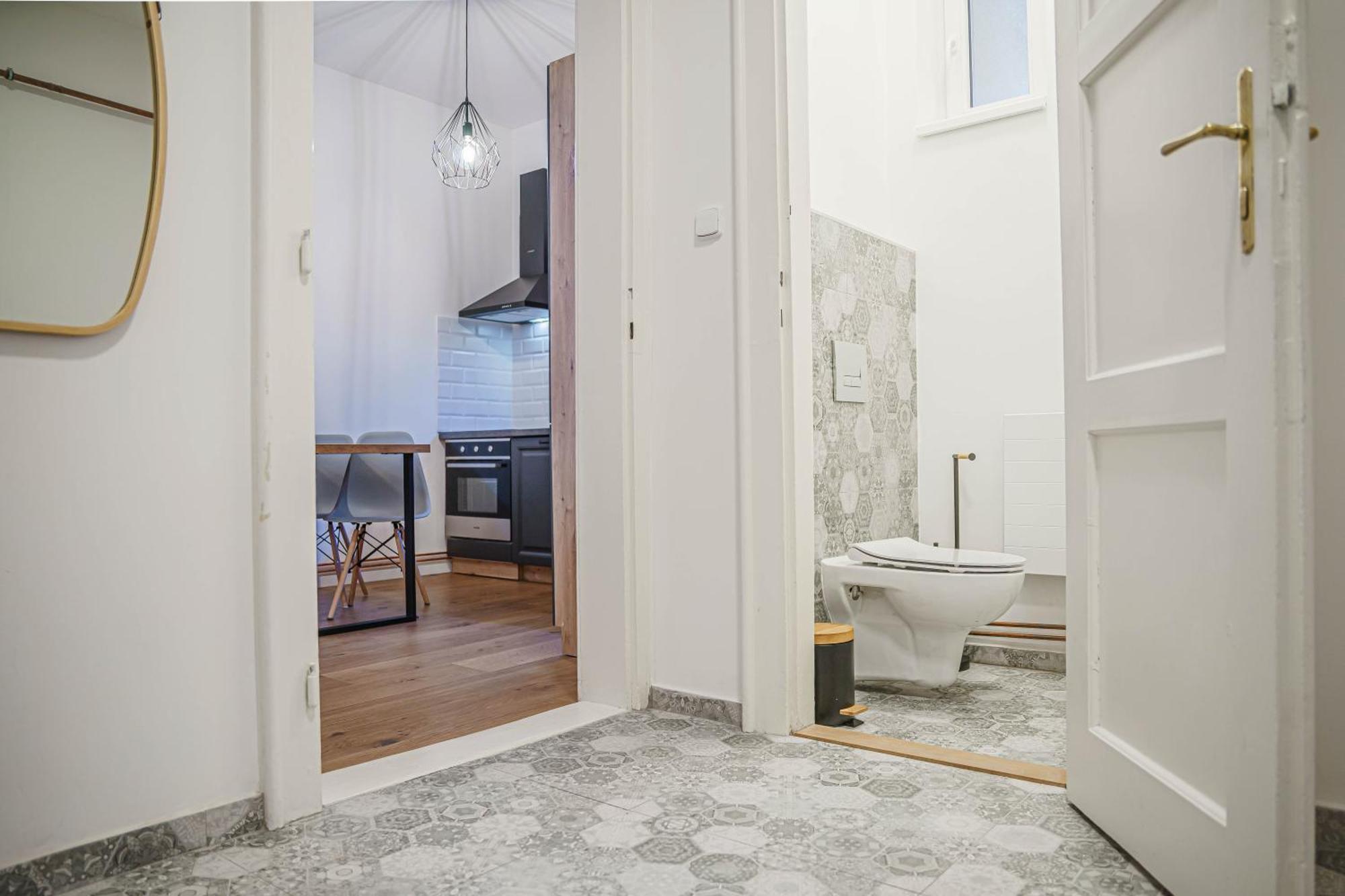 Namesti Apartment *